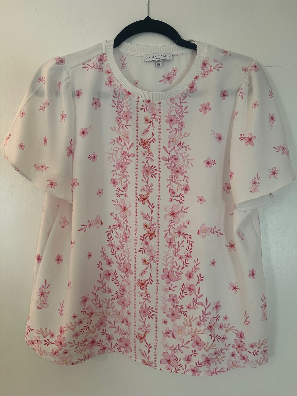 Maison d’ Amelie White Blouse with Pink Floral Print Size Medium